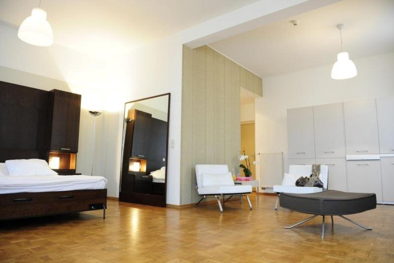 Key Inn Appart Hotel Belair ลักเซมเบิร์ก ภายนอก รูปภาพ